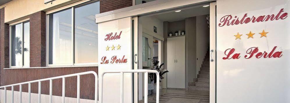 Hotel La Perla Cupra Marittima Bagian luar foto